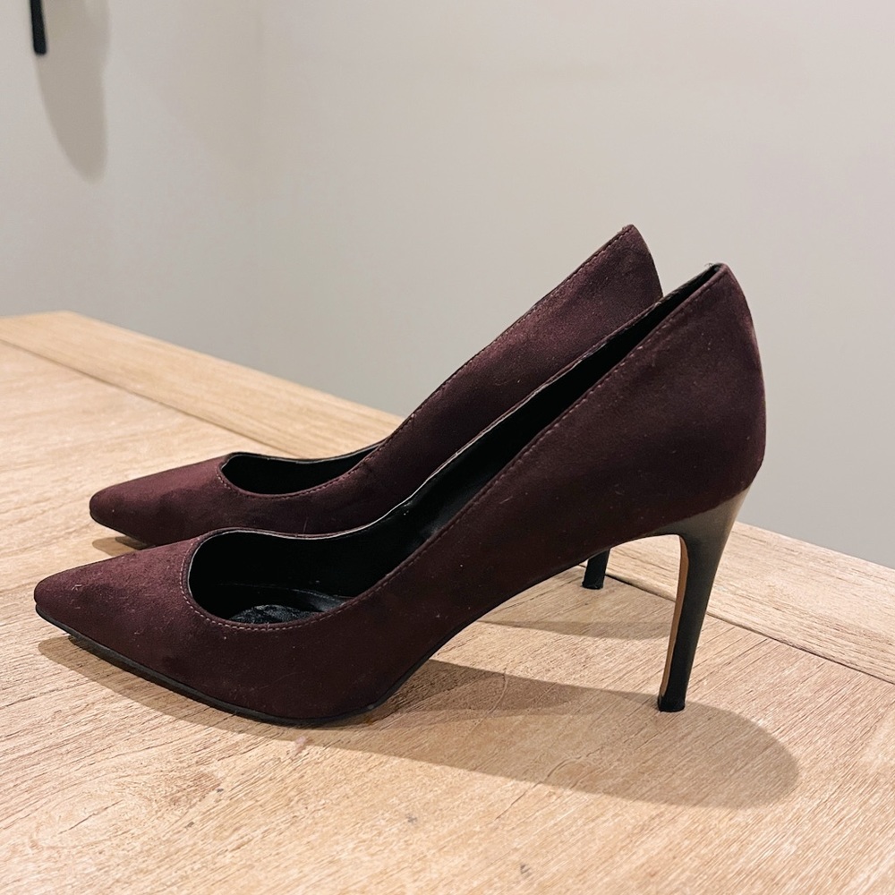 Burgundy suede pumps